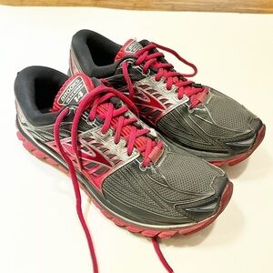 Brooks Glycerin 14 Pink, Silver, Gray Running Athletic Shoes. Women's Size 9.5